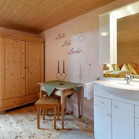 Hof Obertann شقة كيرشبرغ ان تيرول